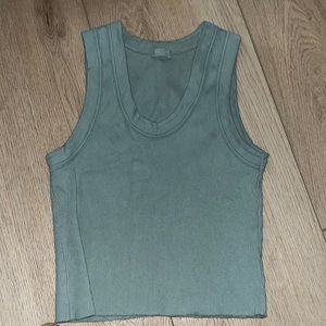 Brandy melville/ john galt connor tank